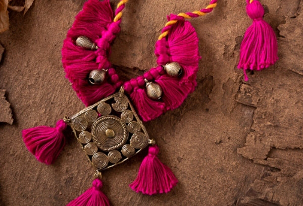 PATWA (The Thread Craft of India)