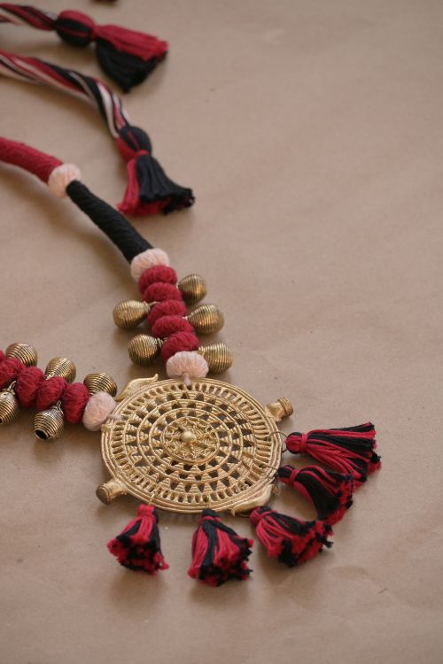 Brass Thread Matinee Necklace D7a